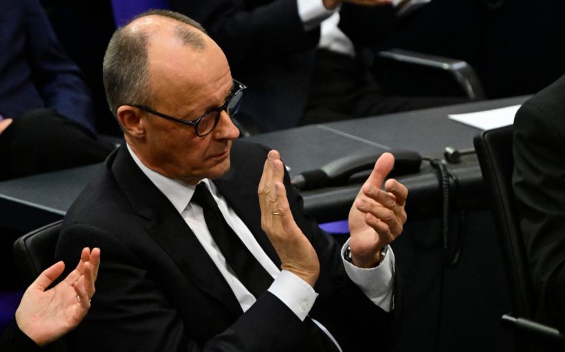 المستشار الألماني في بكين... نحو «صفحة جديدة» في العلاقات